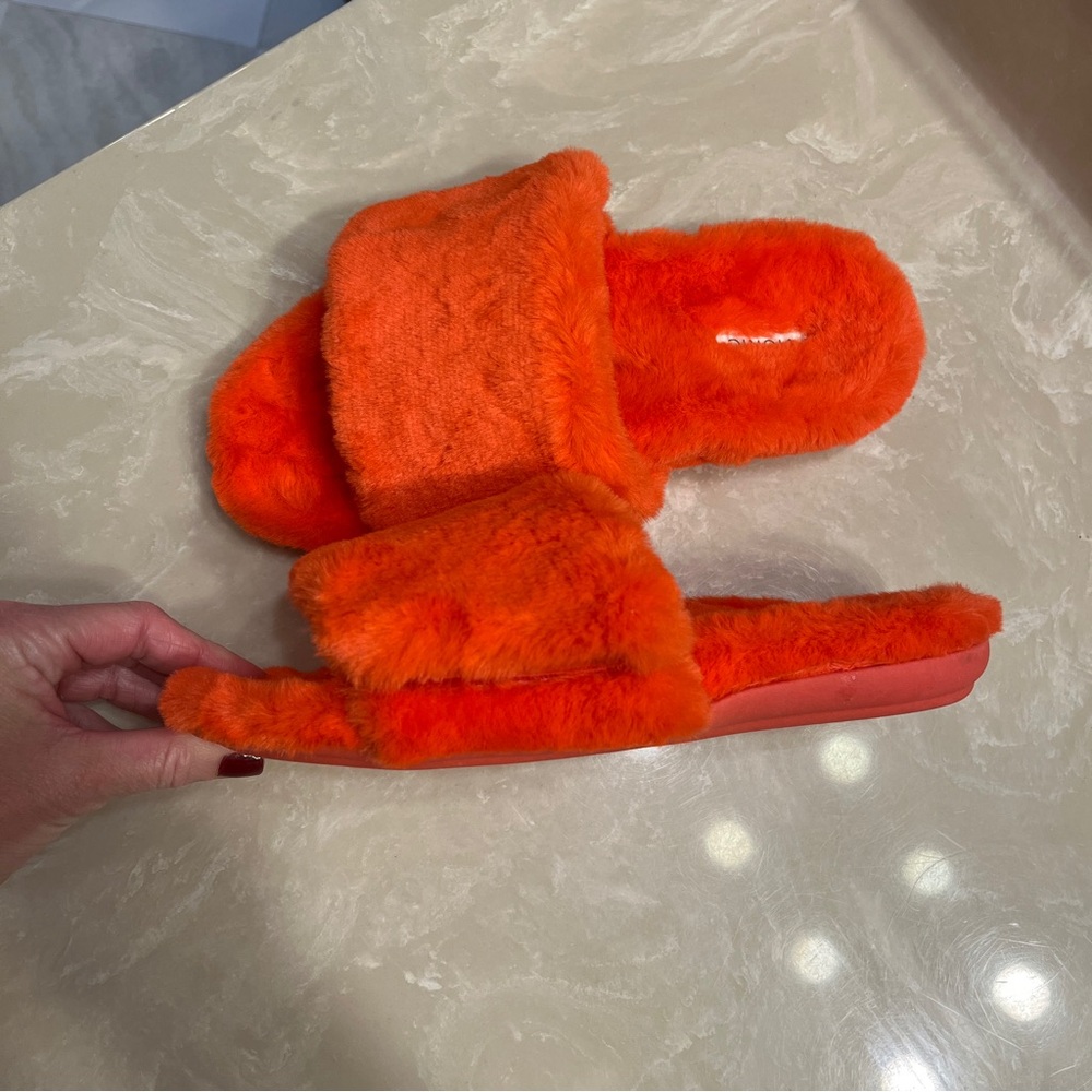 Vionic Fluffy Orange Slide Sandals faux fur 6.5
